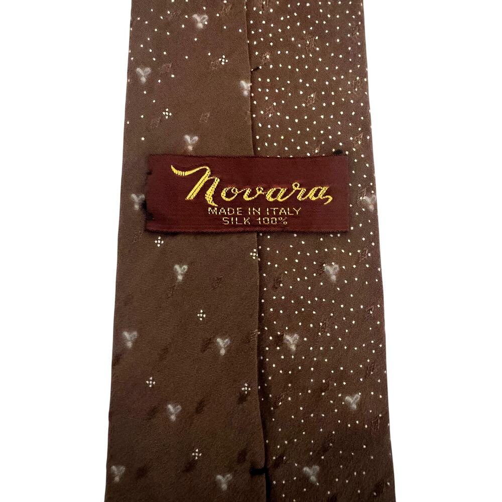 Novara Silk Tie Brown Micro Dot Heart Pattern Made in Italy Mens Formal - Picture 4 of 7